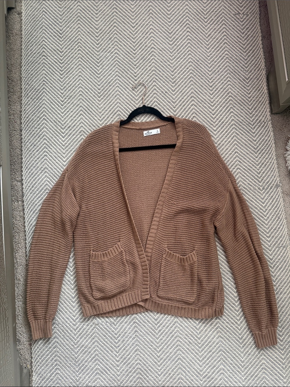 Hollister Open-Front Cardigan in Camel Brown